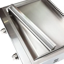 Coyote Stainless Steel Built-In Flat Top Gas Griddle, 30-Inch (C1FTG30) 9 Coyote Stainless Steel Built-In Flat Top Gas Griddle, 30-Inch (C1FTG30) -Kitchen Grill Shop c1ftg30 f 01 22