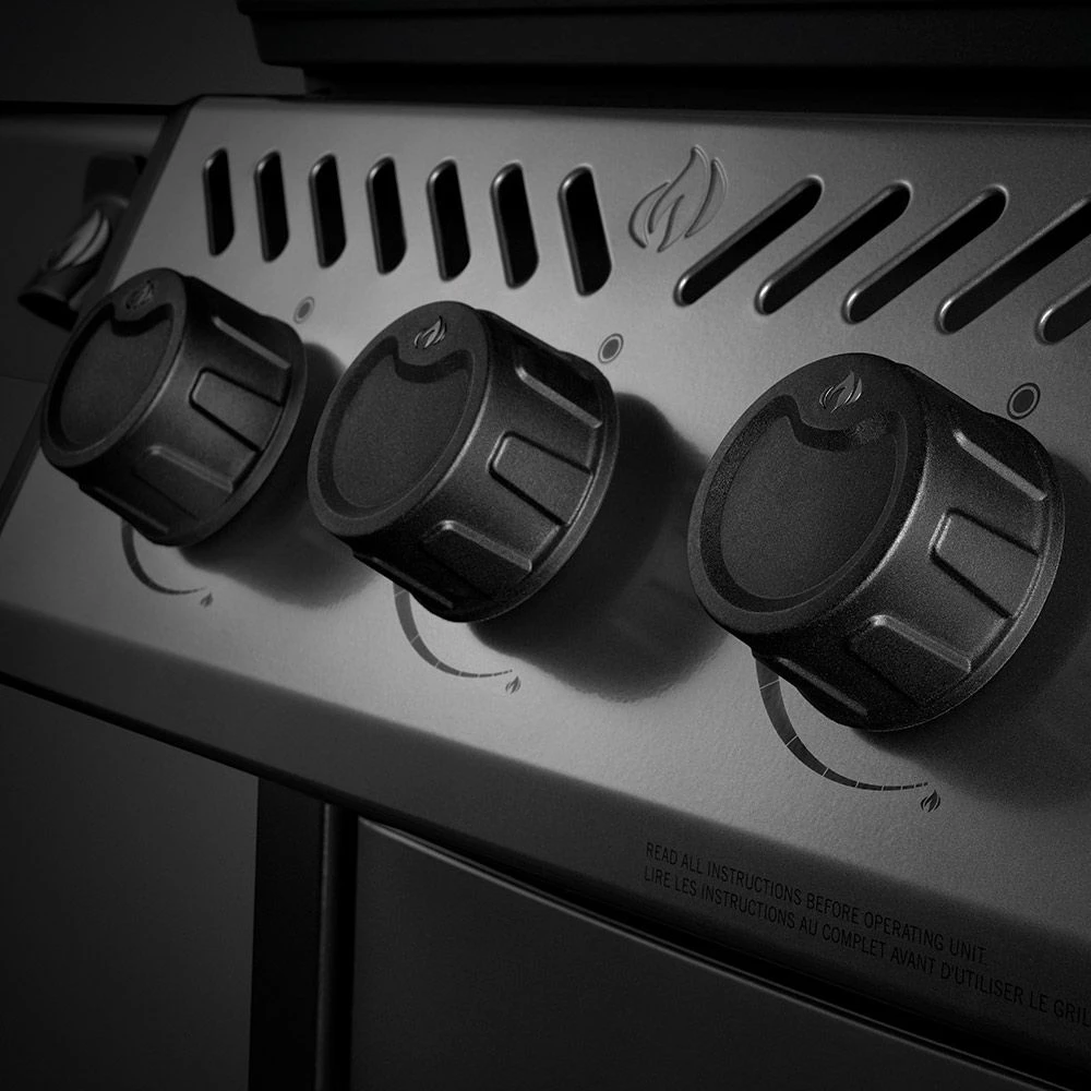 Napoleon F365DSBPGT-ECP Freestyle 365 Gas Grill On Cart With Side Range Burner, Propane 4 Napoleon F365DSBPGT-ECP Freestyle 365 Gas Grill On Cart With Side Range Burner, Propane - Image 4