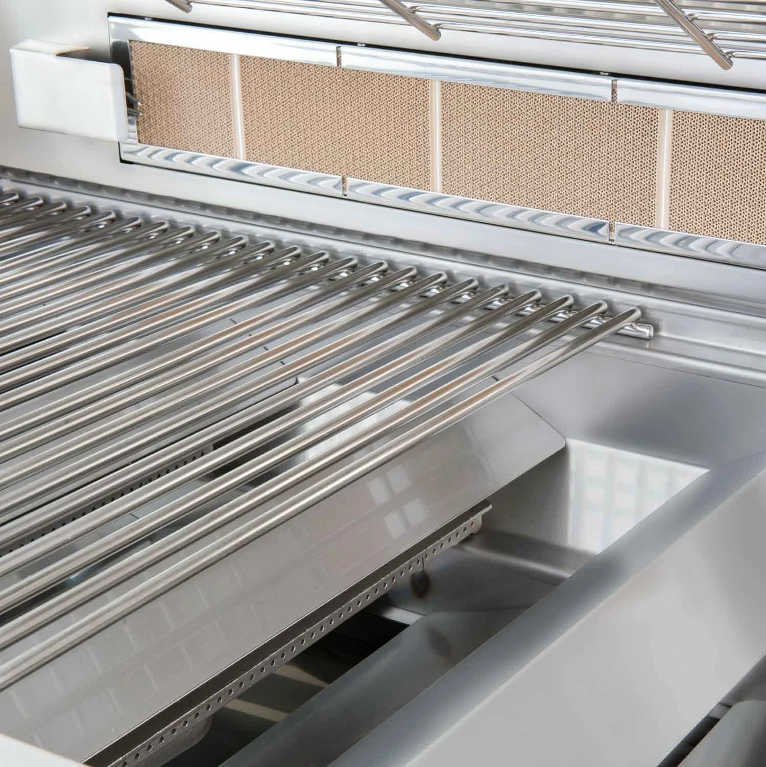 Lion L75000 32-Inch Built-In Grill 6 Lion L75000 32-Inch Built-In Grill - Image 6