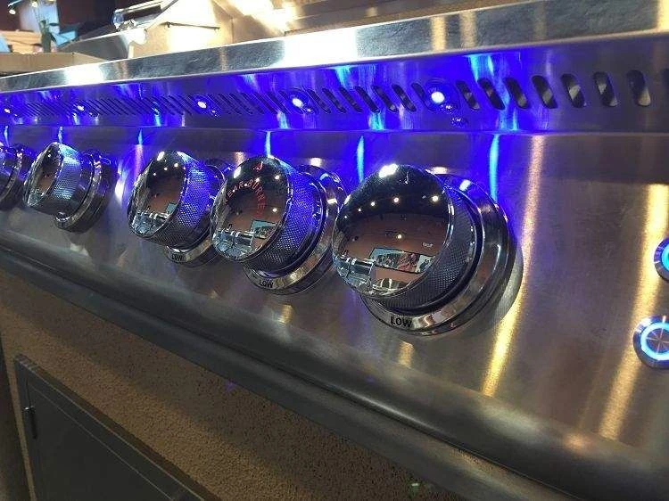 Summerset SIZPRO32-CART-SIZ32 Sizzler Pro Series Gas Grill On Deluxe Cart, 32-Inch 5 Summerset SIZPRO32-CART-SIZ32 Sizzler Pro Series Gas Grill On Deluxe Cart, 32-Inch - Image 5